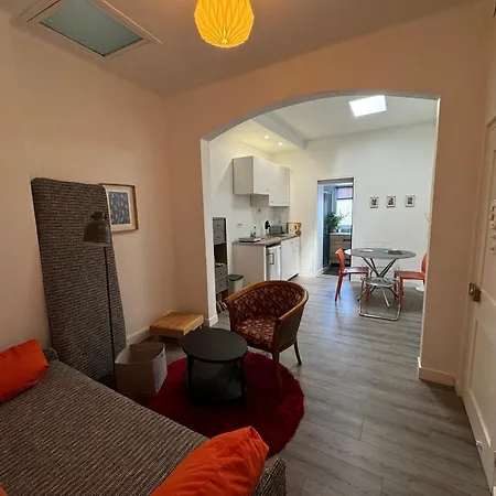 Apart Figueres (Girona)